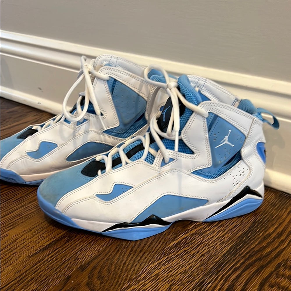 Like new Air Jordan True Flight Nike Blue and White Athletic Shoes - basketball
